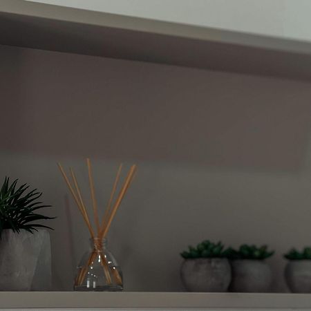 Mavalux Apartments Тиват Екстер'єр фото