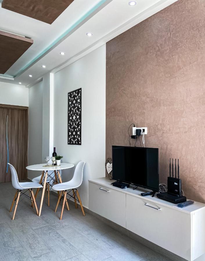 Mavalux Apartments Тиват Екстер'єр фото