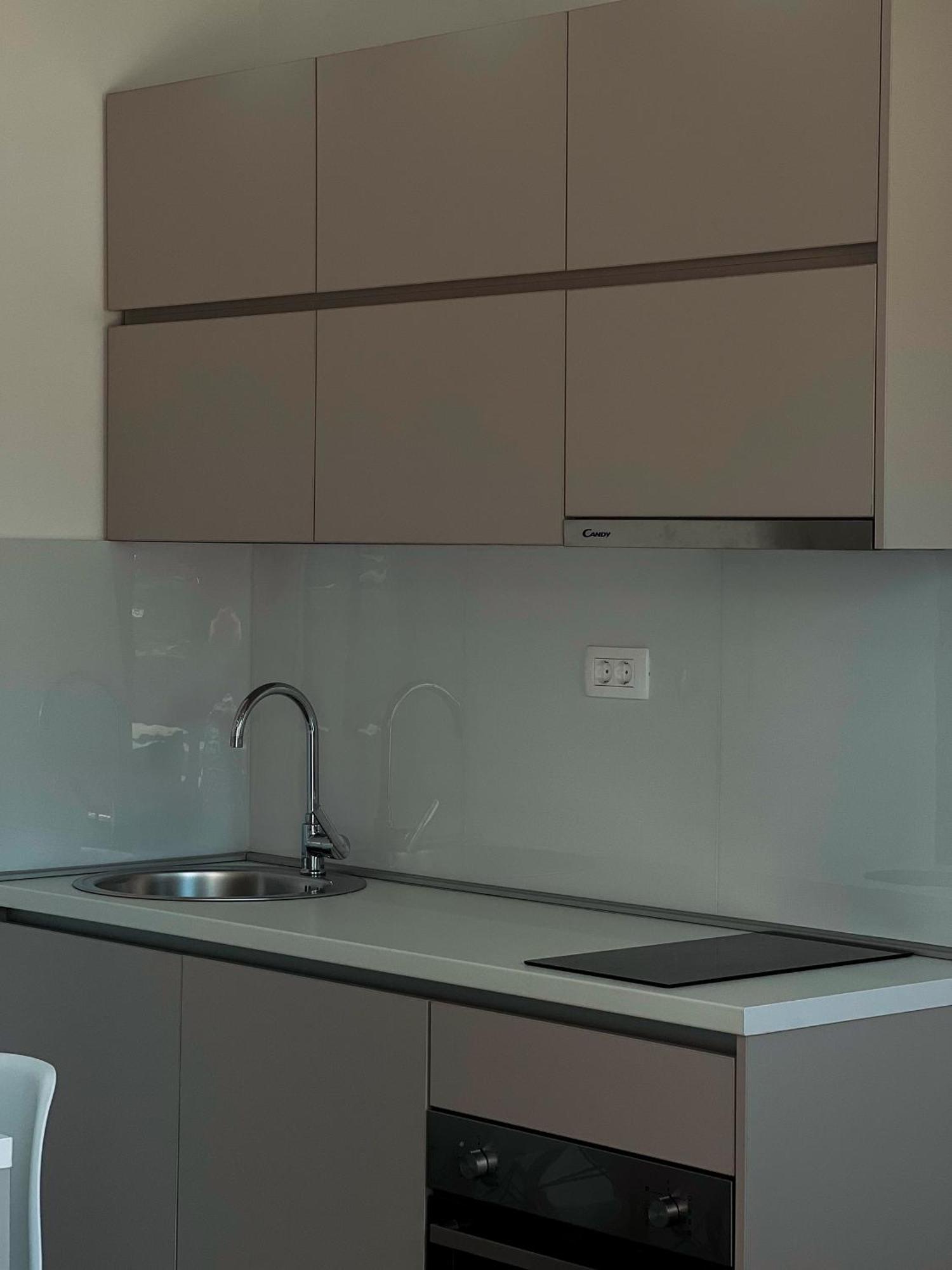 Mavalux Apartments Тиват Екстер'єр фото