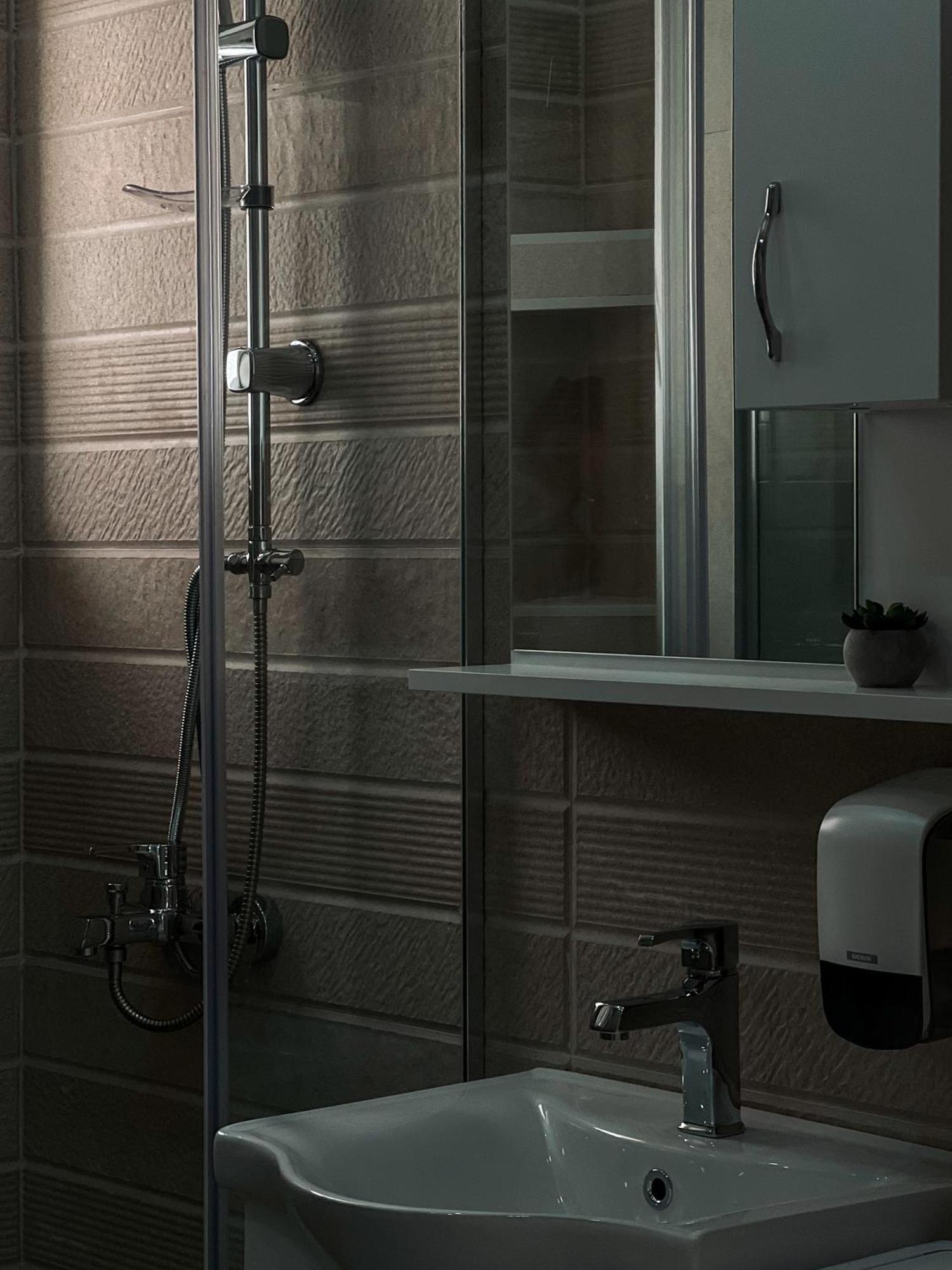 Mavalux Apartments Тиват Екстер'єр фото