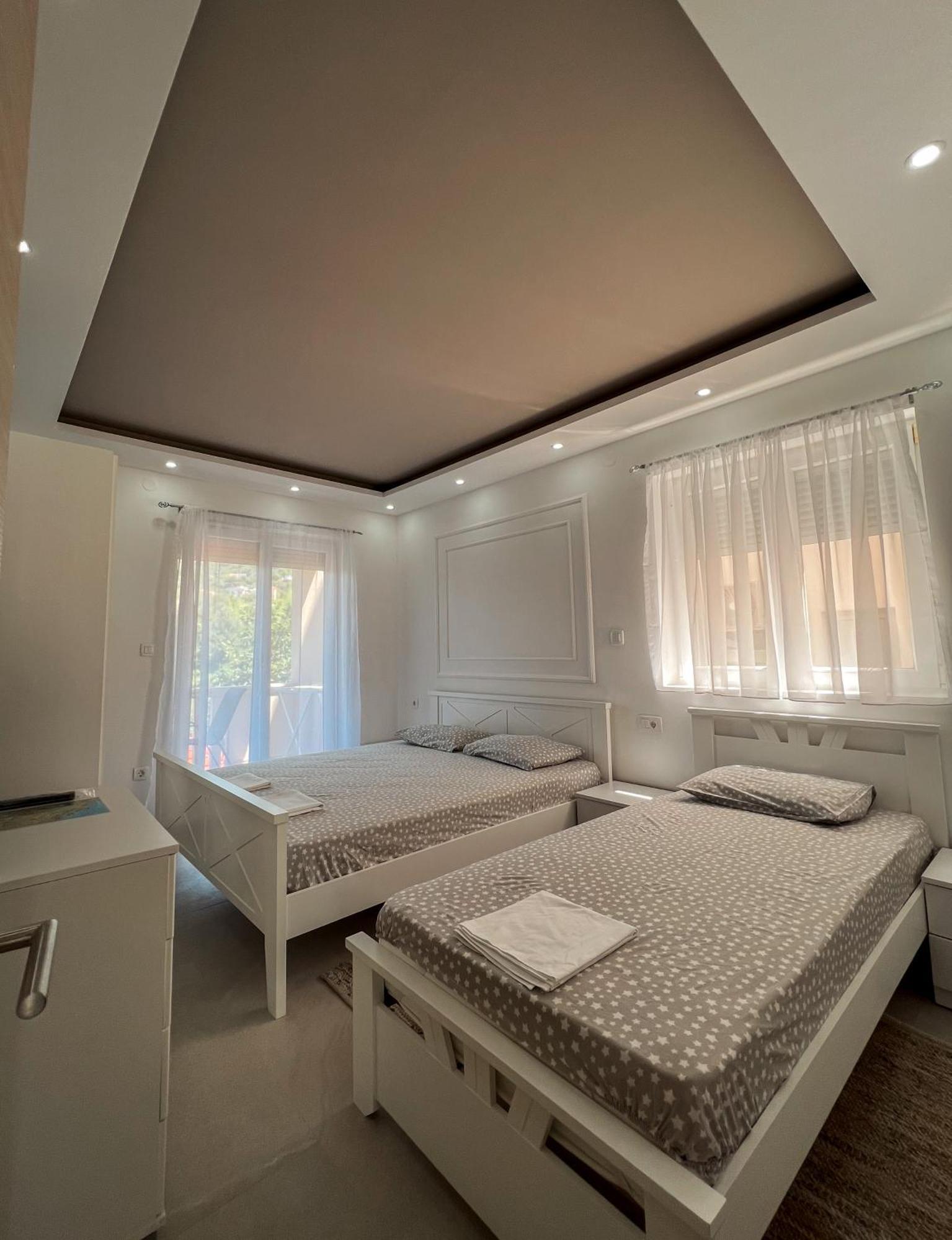 Mavalux Apartments Тиват Екстер'єр фото