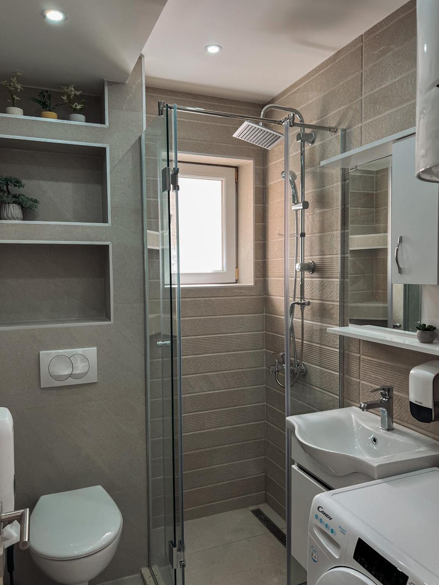 Mavalux Apartments Тиват Екстер'єр фото